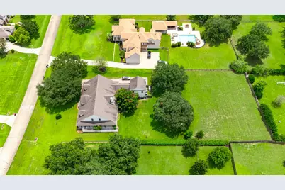 3811 Westerdale Drive, Fulshear, TX 77441 - Photo 3