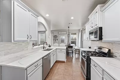 9906 Jewel Lane, Rosharon, TX 77583 - Photo 11