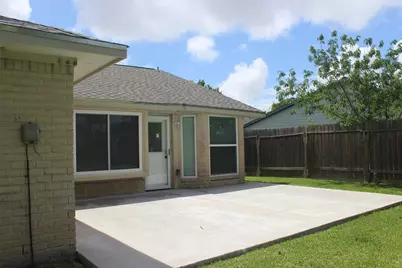 4920 Deerwood Circle, Baytown, TX 77521 - Photo 15