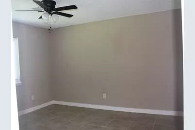 4920 Deerwood Circle, Baytown, TX 77521 - Photo 11