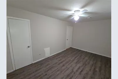 5607 Grace Point Lane, Houston, TX 77048 - Photo 7