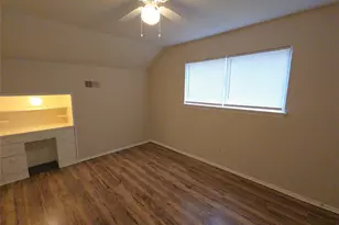 5607 Grace Point Ln, Houston, TX 77048 - Photo 15