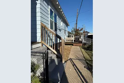 2312 37th Street, Galveston, TX 77550 - Photo 29