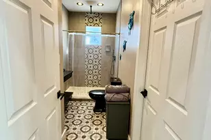 2312 37th St, Galveston, TX 77550 - Photo 17