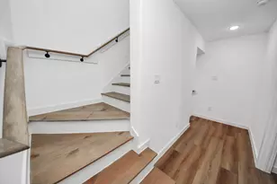 8021 Birmingham St, Houston, TX 77028 - Photo 15