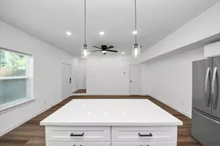 8021 Birmingham St, Houston, TX 77028 - Photo 7