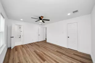 8021 Birmingham St, Houston, TX 77028 - Photo 19