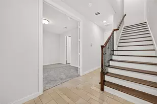 3231 Maxroy St, Houston, TX 77008 - Photo 5
