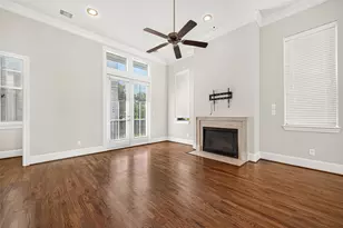 3231 Maxroy St, Houston, TX 77008 - Photo 7