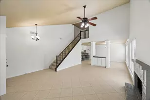 15714 Pipers View Dr, Houston, TX 77598 - Photo 9