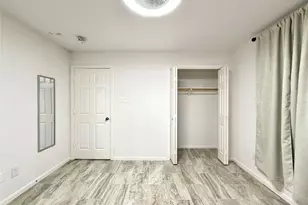 3226 Candlepine Dr, Spring, TX 77388 - Photo 9