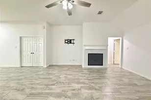 3226 Candlepine Dr, Spring, TX 77388 - Photo 11
