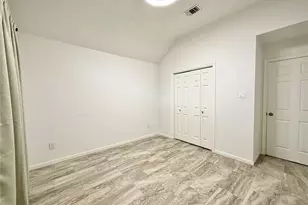 3226 Candlepine Dr, Spring, TX 77388 - Photo 5