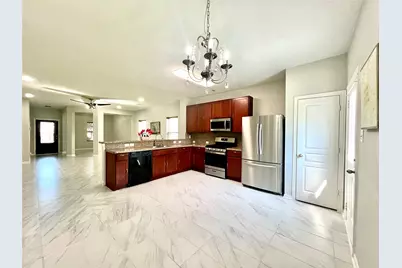 3119 Cambridge Meadows Lane, Dickinson, TX 77539 - Photo 9