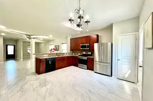 3119 Cambridge Meadows Ln, Dickinson, TX 77539 - Photo 9