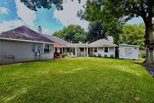 110 Portulaca St, Lake Jackson, TX 77566 - Photo 5