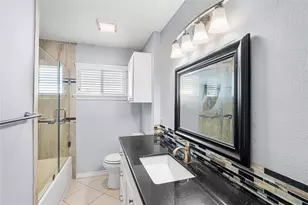 6002 McKnight St, Houston, TX 77035 - Photo 13