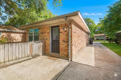 6002 McKnight Street, Houston, TX 77035 - Photo 27
