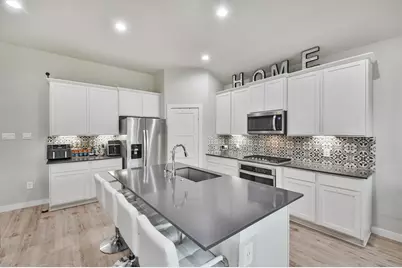 14226 Lake Lodge Drive, Conroe, TX 77384 - Photo 3