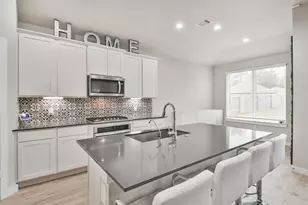 14226 Lake Lodge Dr, Conroe, TX 77384 - Photo 11