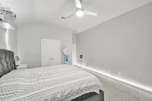 14226 Lake Lodge Dr, Conroe, TX 77384 - Photo 17