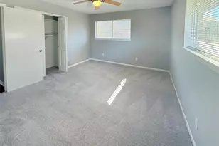 303 Ligustrum St, Lake Jackson, TX 77566 - Photo 9