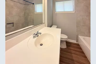 303 Ligustrum Street, Lake Jackson, TX 77566 - Photo 13