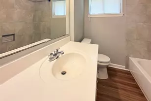 303 Ligustrum St, Lake Jackson, TX 77566 - Photo 13