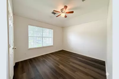 4123 Applecreek Bend Drive, Stafford, TX 77477 - Photo 9