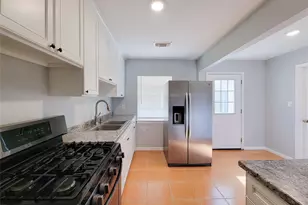 12422 Mylla St, Houston, TX 77015 - Photo 7