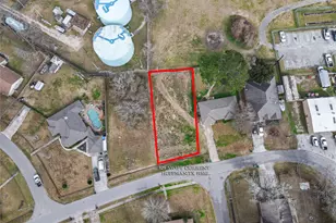 329 Swift Current St, Huffman, TX 77336 - Photo 3