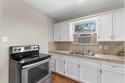 12615 Old River Drive, Mont Belvieu, TX 77523 - Photo 35