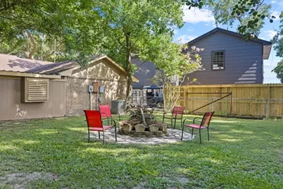 12615 Old River Drive, Mont Belvieu, TX 77523 - Photo 29