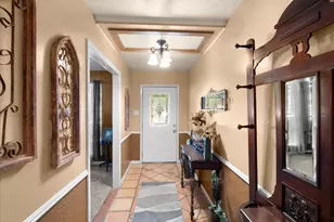 12615 Old River Dr, Mont Belvieu, TX 77523 - Photo 3