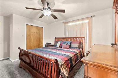 12615 Old River Drive, Mont Belvieu, TX 77523 - Photo 13
