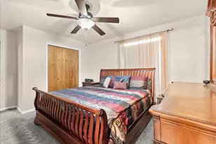 12615 Old River Dr, Mont Belvieu, TX 77523 - Photo 13