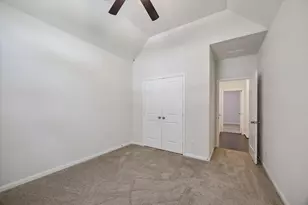 15803 Graham Spring Ln, Houston, TX 77044 - Photo 19