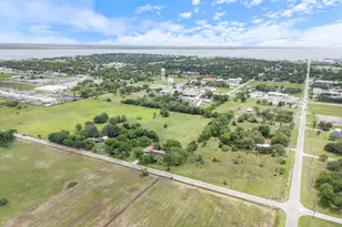 1103 Green Ave, Palacios, TX 77465 - Photo 45