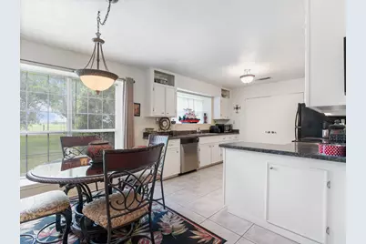 1103 Green Avenue, Palacios, TX 77465 - Photo 13