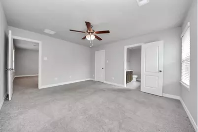 196 Chestnut Meadow Drive, Conroe, TX 77384 - Photo 9