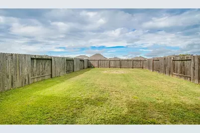 9315 Ratama Creek Lane, Houston, TX 77064 - Photo 17