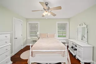 4002 Drummond St, Houston, TX 77025 - Photo 23