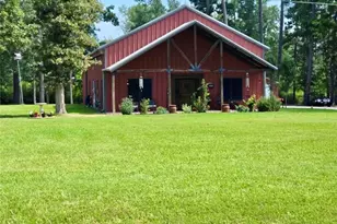 333 Edgewood, Onalaska, TX 77360 - Photo 1