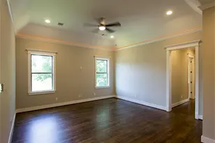 1023 E 24th St, Houston, TX 77009 - Photo 17