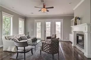 1023 E 24th St, Houston, TX 77009 - Photo 7