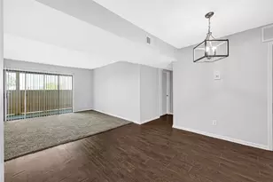 8515 Hearth Dr, Houston, TX 77054 - Photo 3