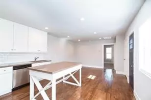 1919 Lombardy St, Houston, TX 77023 - Photo 5