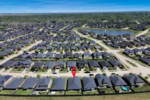 1027 Bluegill Ln, Alvin, TX 77511 - Photo 9