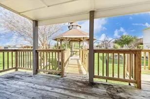 2226 103rd St, Galveston, TX 77554 - Photo 19