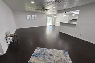 11127 Sageview Dr, Houston, TX 77089 - Photo 7